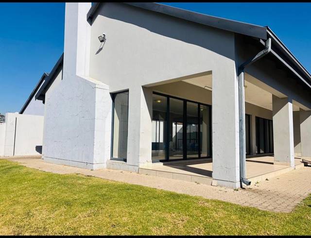 3 BEDROOM PROPERTY TO RENT IN GLEN AUSTIN